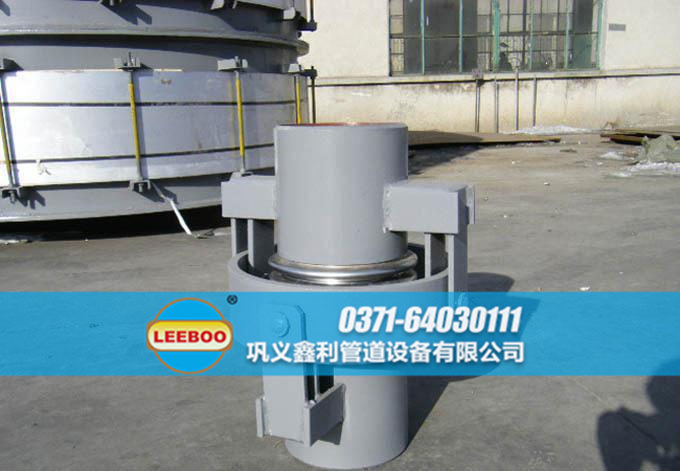 萬向鉸鏈<a href=http://m.wanggezhan.cn target=_blank class=infotextkey>補償器</a>發(fā)貨現(xiàn)場